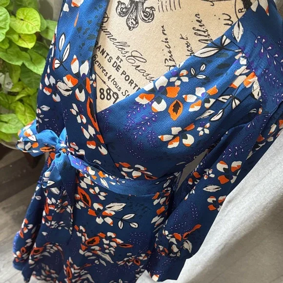 Floral high-low Dress - Blue and Orange - Picture 3 of 7